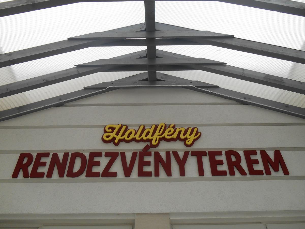 Holdfény Hotel Forro Extérieur photo