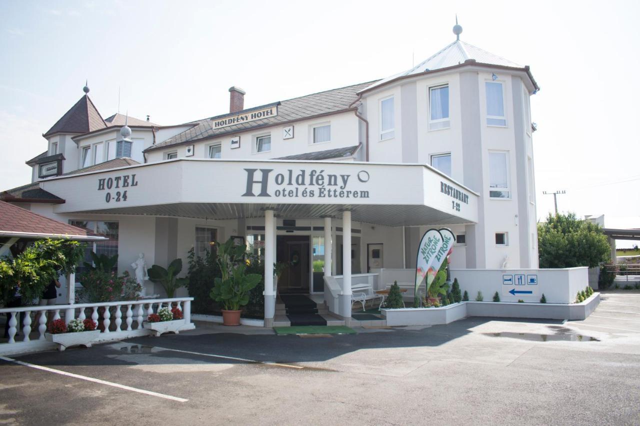 Holdfény Hotel Forro Extérieur photo